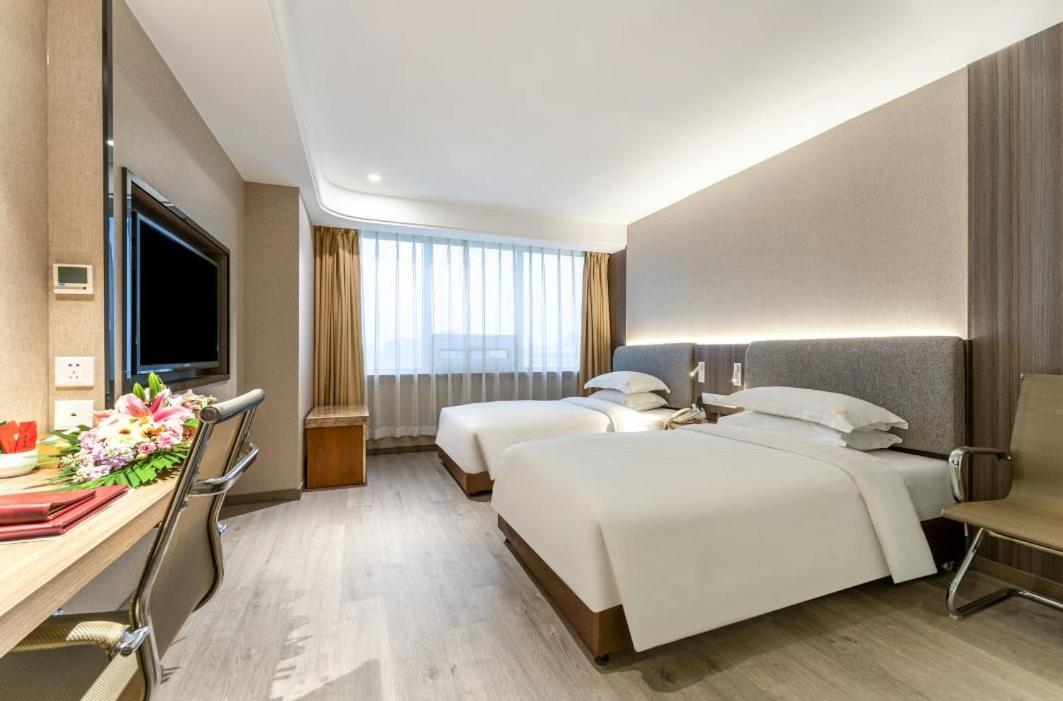 Jinan Yuquan Simpson Hotel Exteriör bild