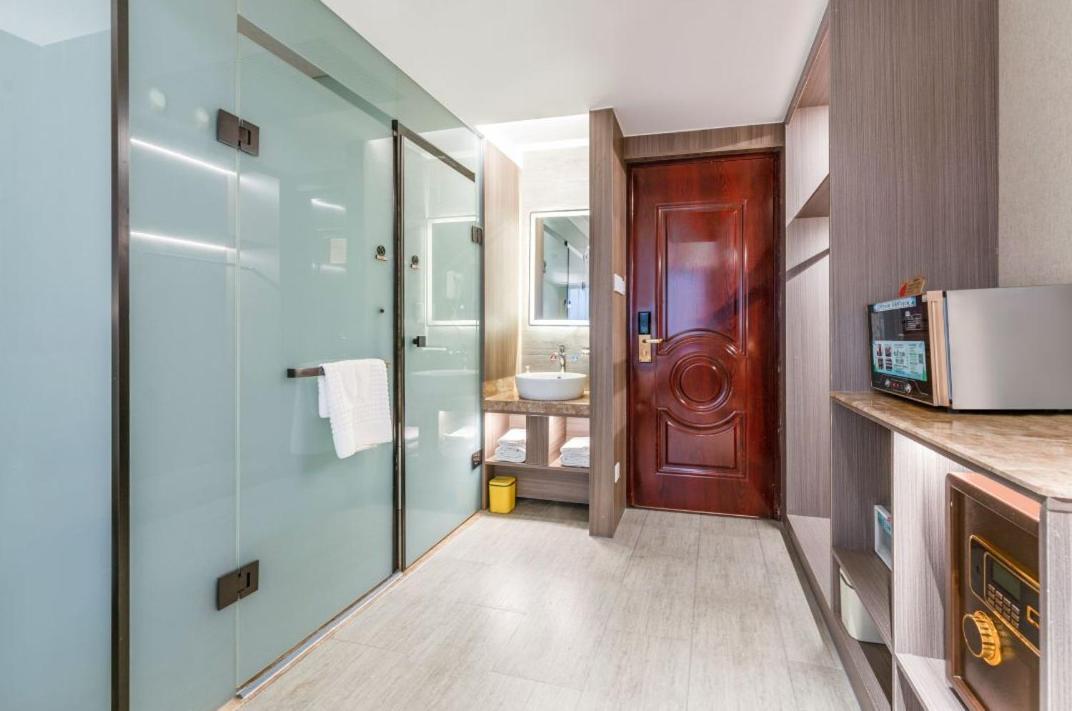 Jinan Yuquan Simpson Hotel Exteriör bild